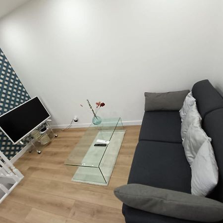 Апартаменты 3 Pieces Au Calme Avec 1 Acces Independant Париж Экстерьер фото